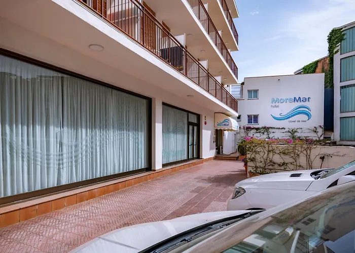 Moremar فندق