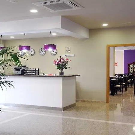 酒店 Moremar 滨海略雷特